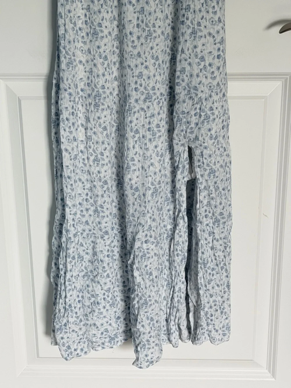 Abercrombie & Fitch Light Blue Floral Smocked Maxi Dress Size Small 54927